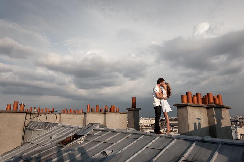 ЛЮБОВЬ СЛЕПА...