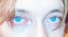Синие глаза