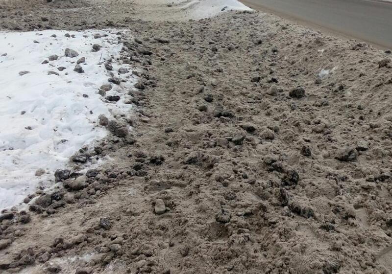 Грязный снег