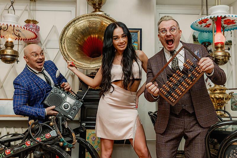 Краски - Старший брат