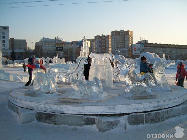 ЛЕДЯНАЯ КАРУСЕЛЬ