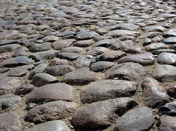 Упущенная  выгода   / тюки-баулы.../