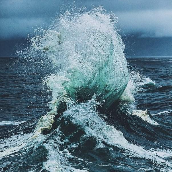 С нового листа моря