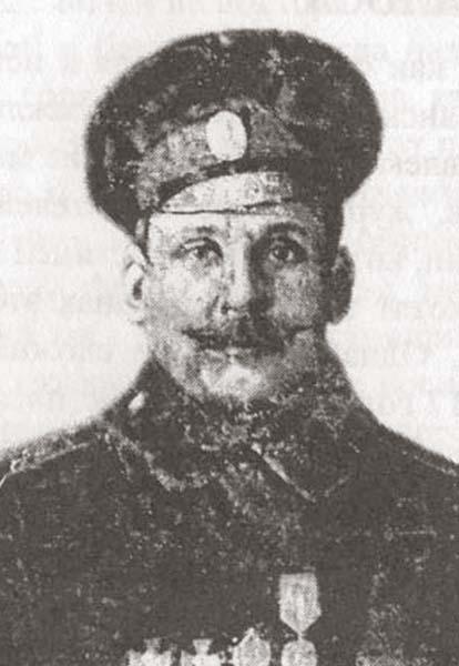 Петру Михайловичу Токмакову