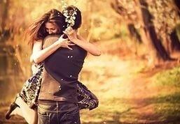 Пальцы послушно по клавишам бьют