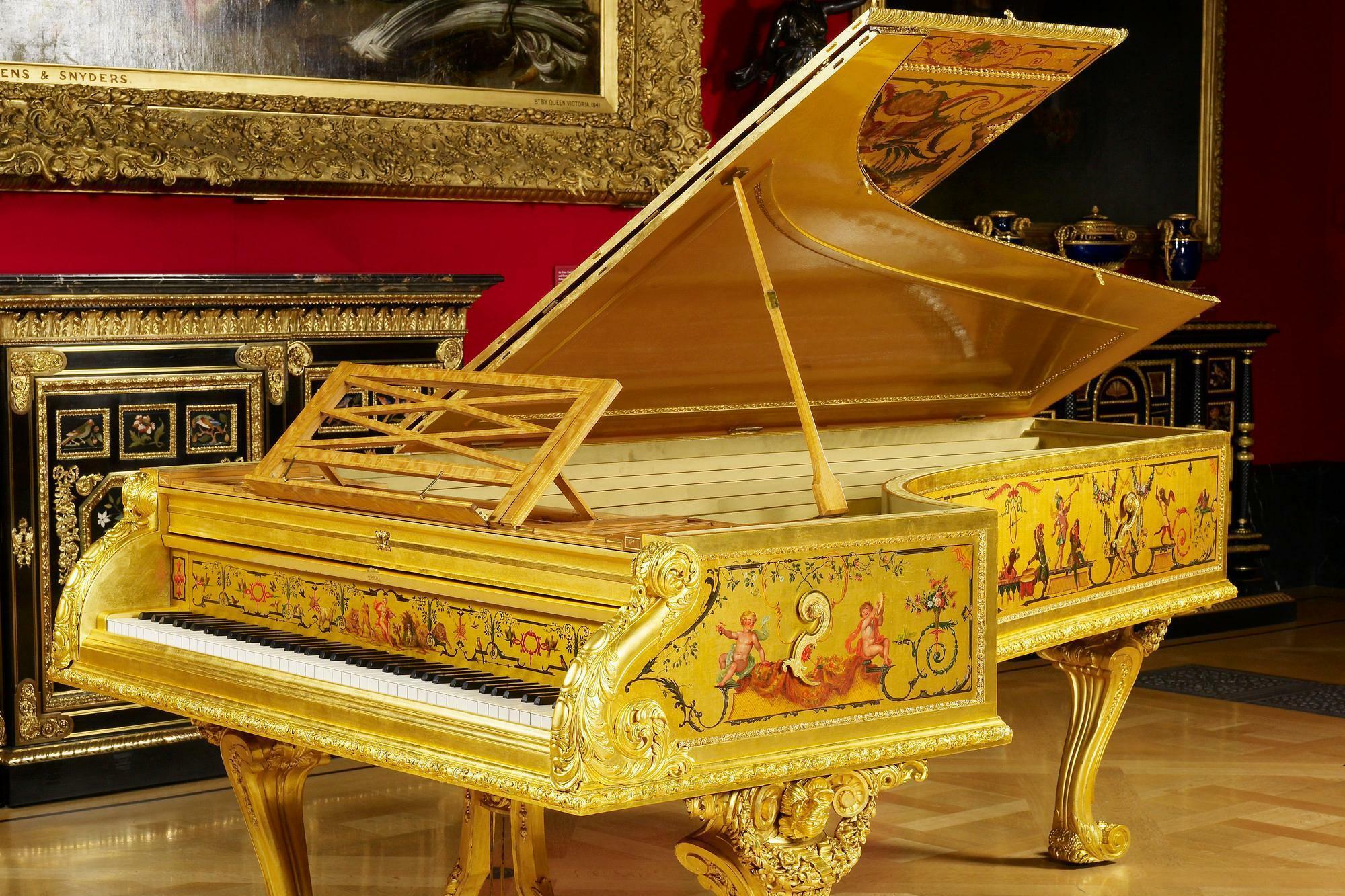 Золотой клавесин