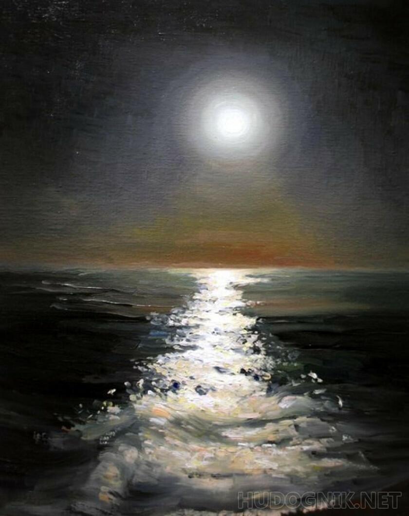 Мягкий свет на воде морской.