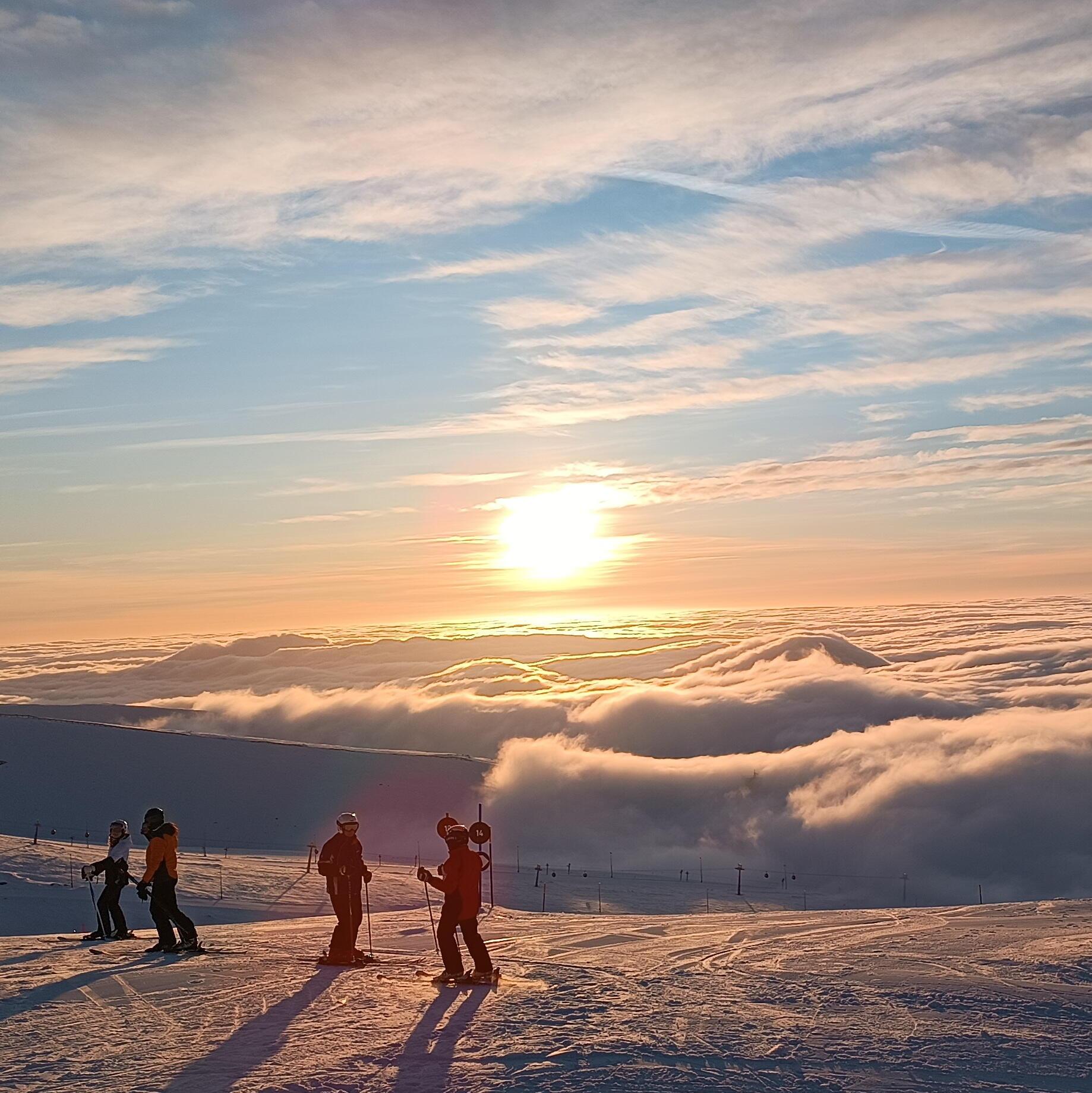 Хибинская горнолыжно сноубордическая
