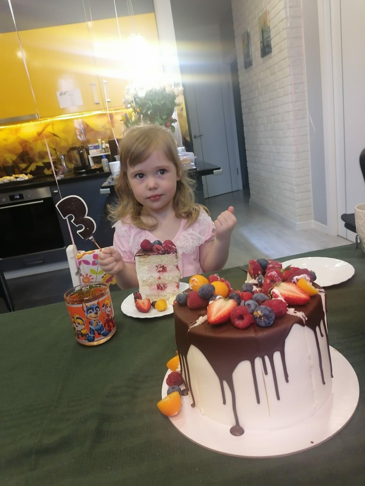 Внучке 3 годика