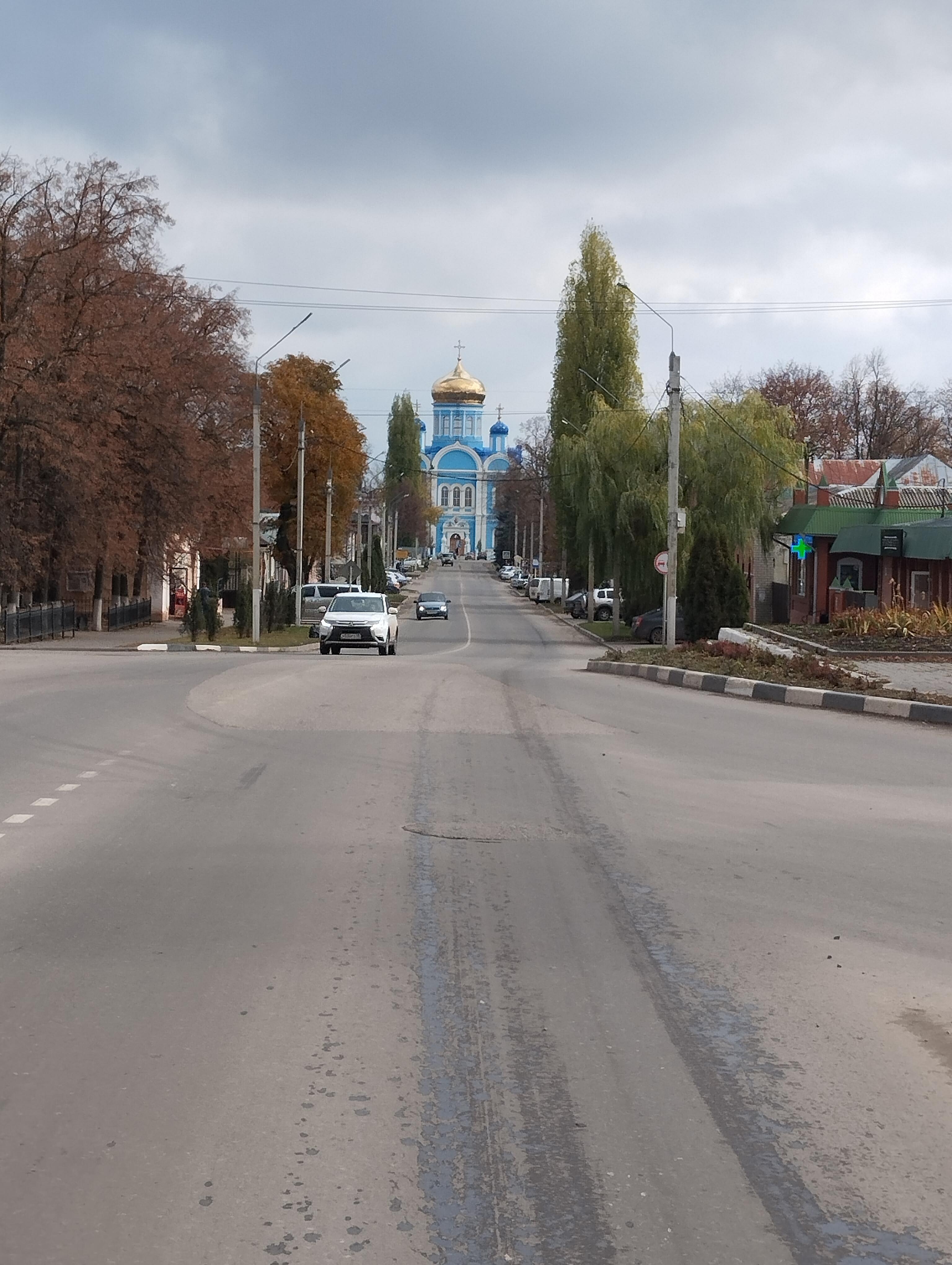 Данков. Улица и собор