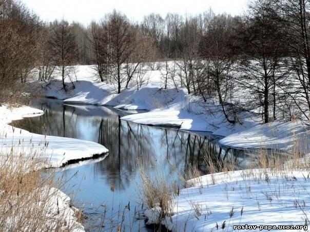 Играет зима