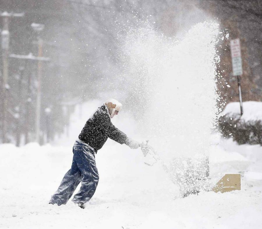 НАПРОЛОМ СКВОЗЬ НЕНАСТЬЕ