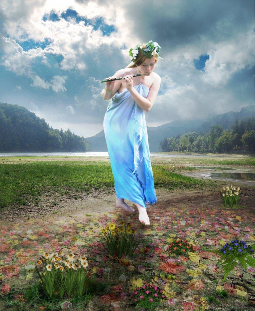 ВЕСНОЙ ПОВЕЯЛО