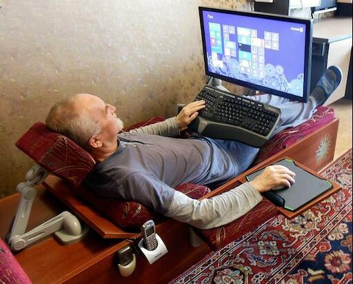 Взял, да выпал из реала