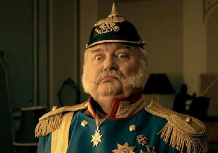 Приснится же такое ночью метельной