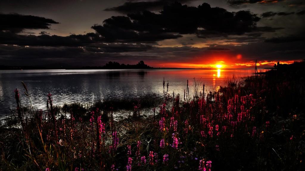 Далеко вдали...