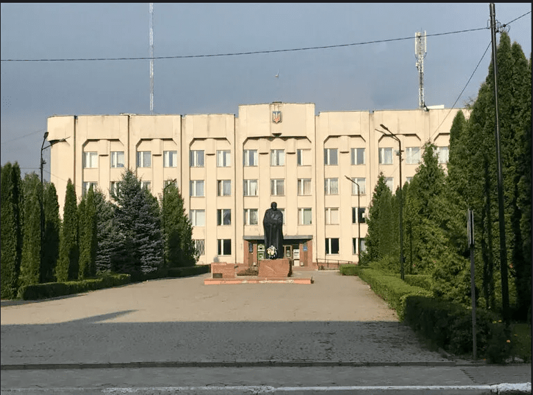 Про юбилей Шумской школы Нижниудинский район.