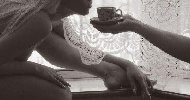Утро... Вуаль над кофе...