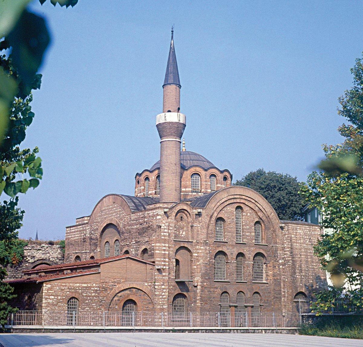Церковь Богородицы Кириотиссы ( ныне мечеть Календерхане)