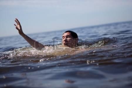 ОДИН В ОТКРЫТОМ МОРЕ