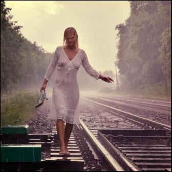 В восторг приводят капли тело...