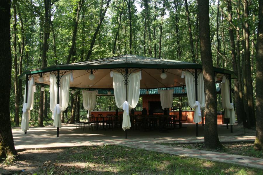 В придорожном кафе