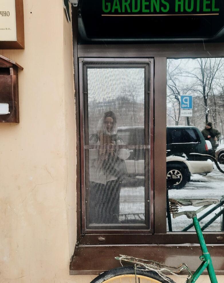 В гранд-отеле Гарденс