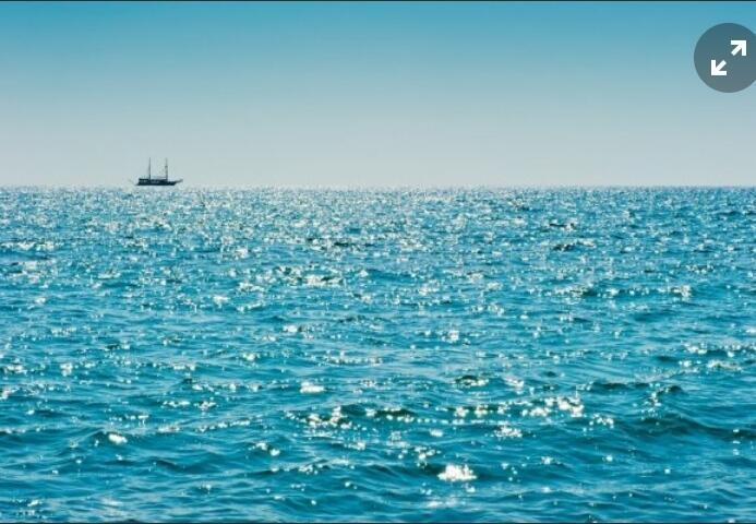 Тихим вечером.