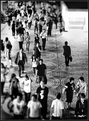 Одному больнее