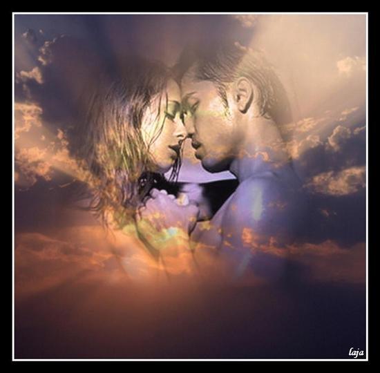 Руки - лебеди шальные.