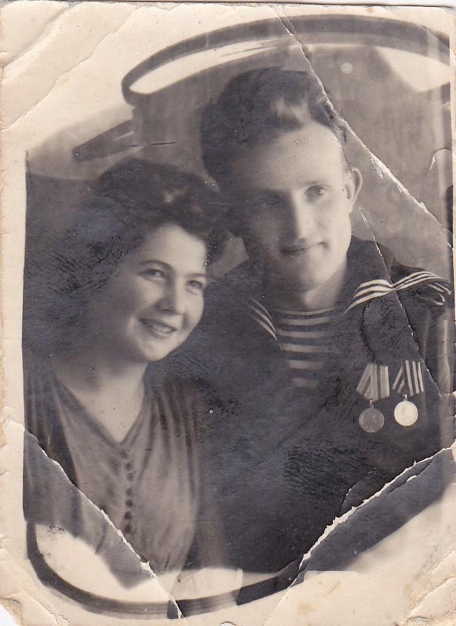 ВЕЧНАЯ СЛАВА ГЕРОЯМ (акро)