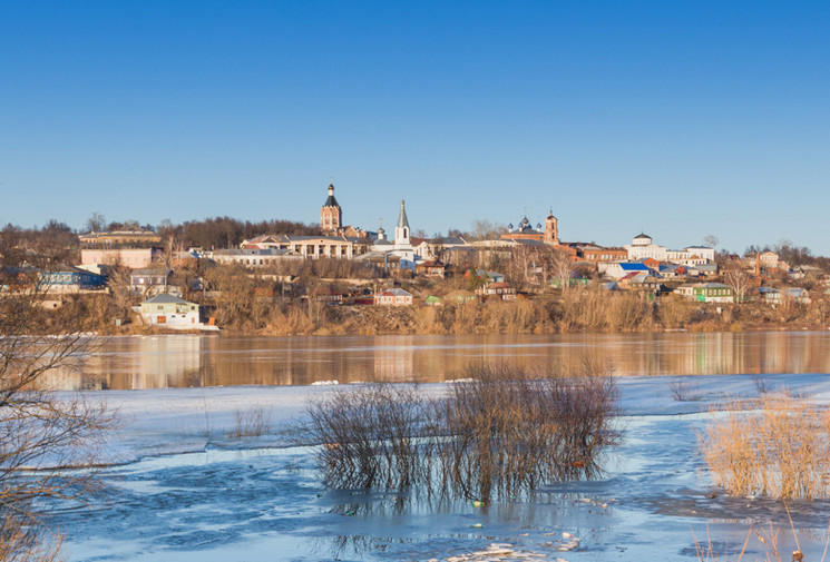 Апрель  в  городе