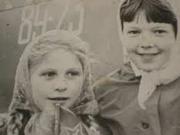 МОИ ручьи!.. Детства нашего проталинки!..