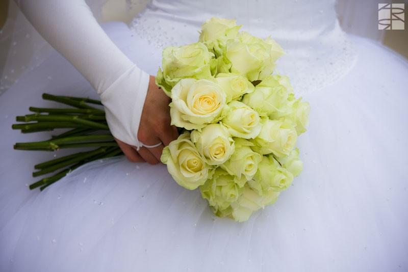 Лимонные розы