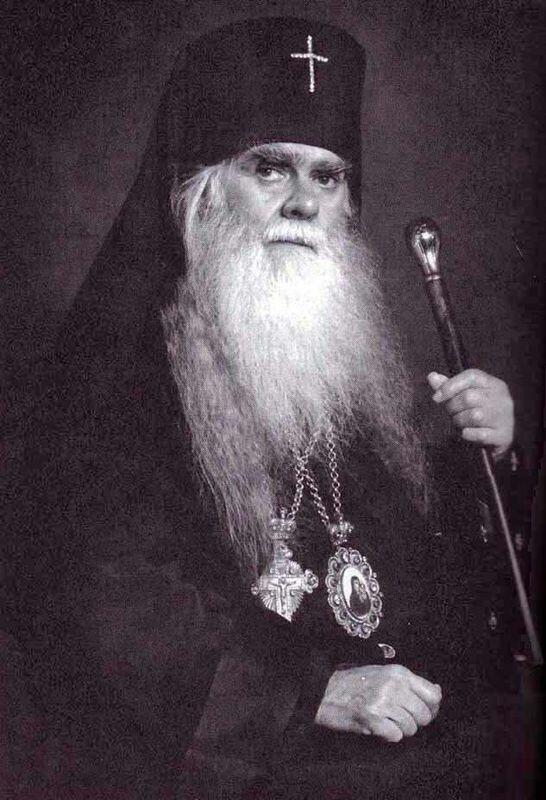 России надо воевать...