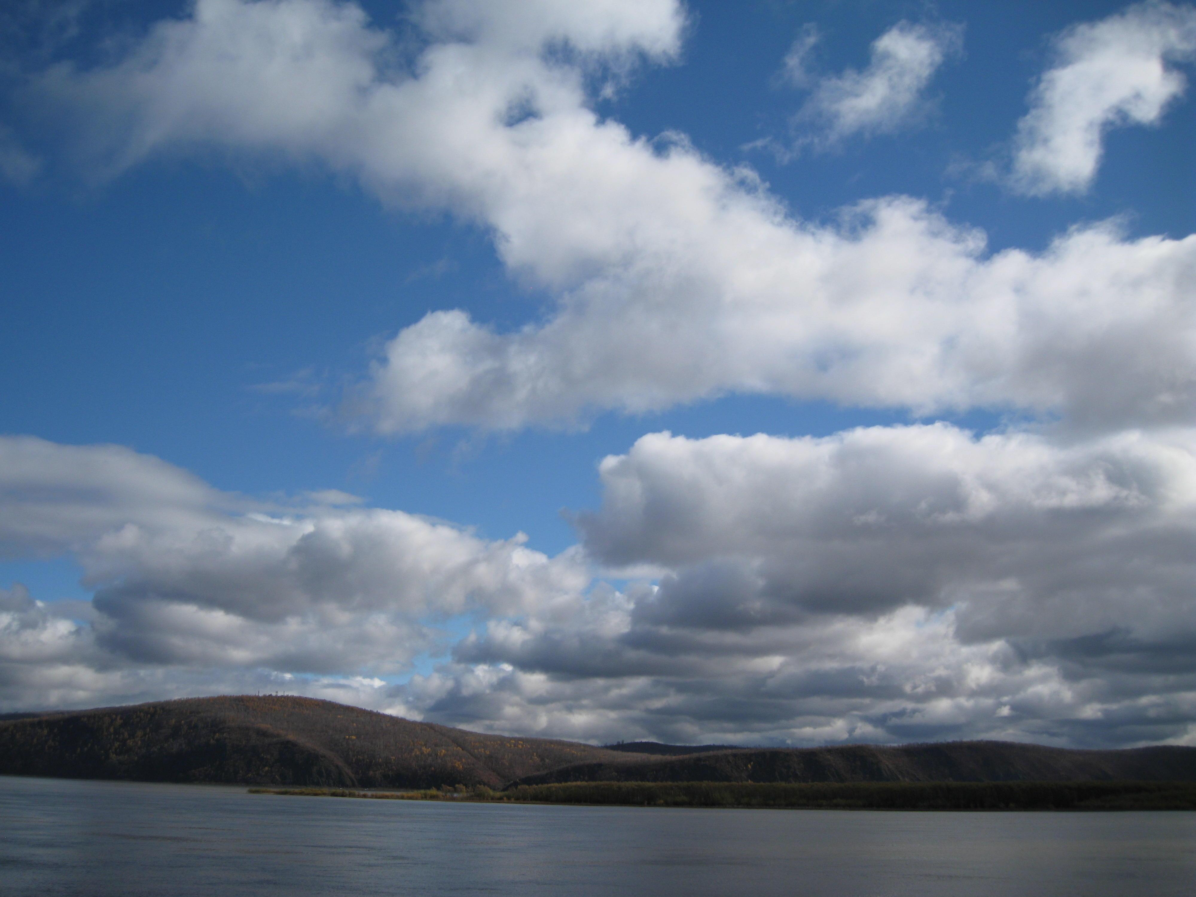Хорошо в краю родимом (акро)
