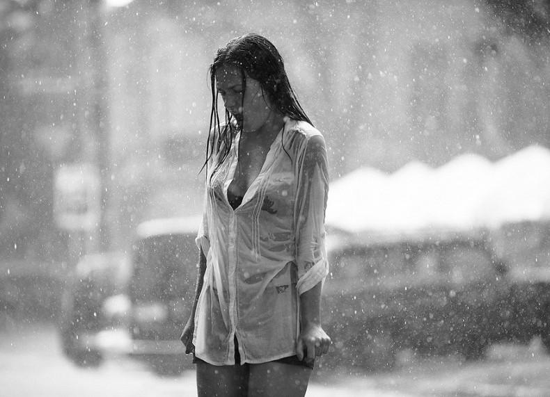 ДОЖДЬ НЕ ОПИШЕШЬ... (Короткою строкой.)