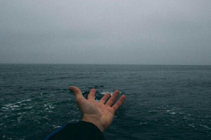 "Мы никогда не встретимся" (12.05.2016)