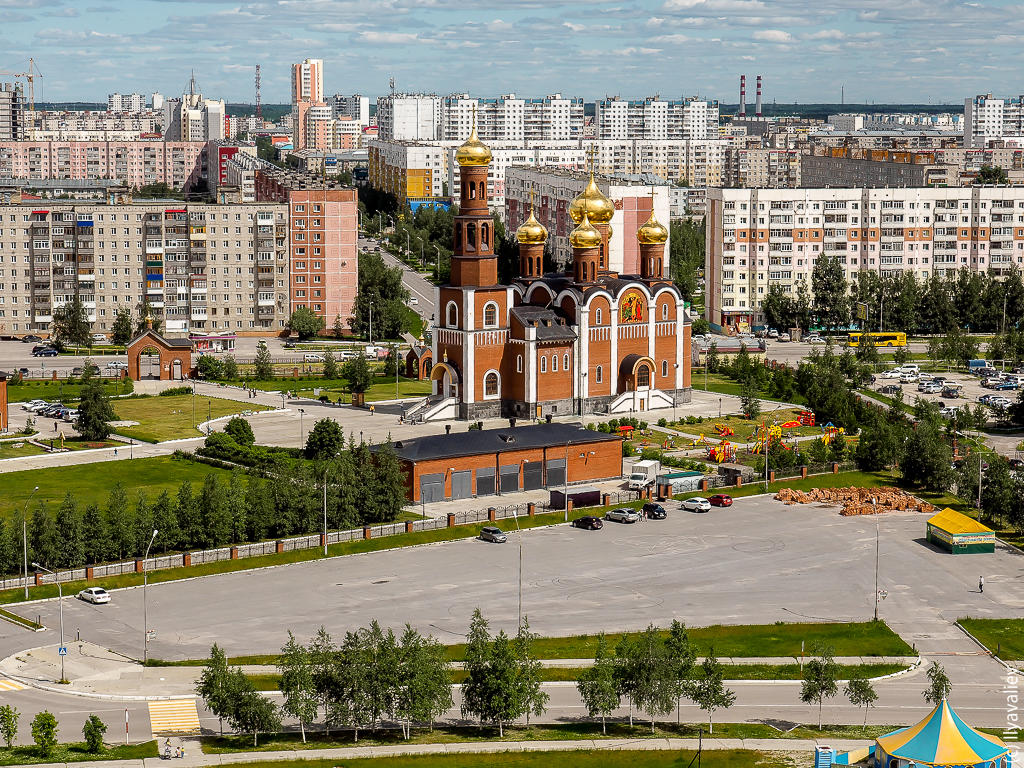 Фотографии нижневартовска. Нижневартовск. Нижний вартовск. Нижневартовск лето. Современный Нижневартовск.