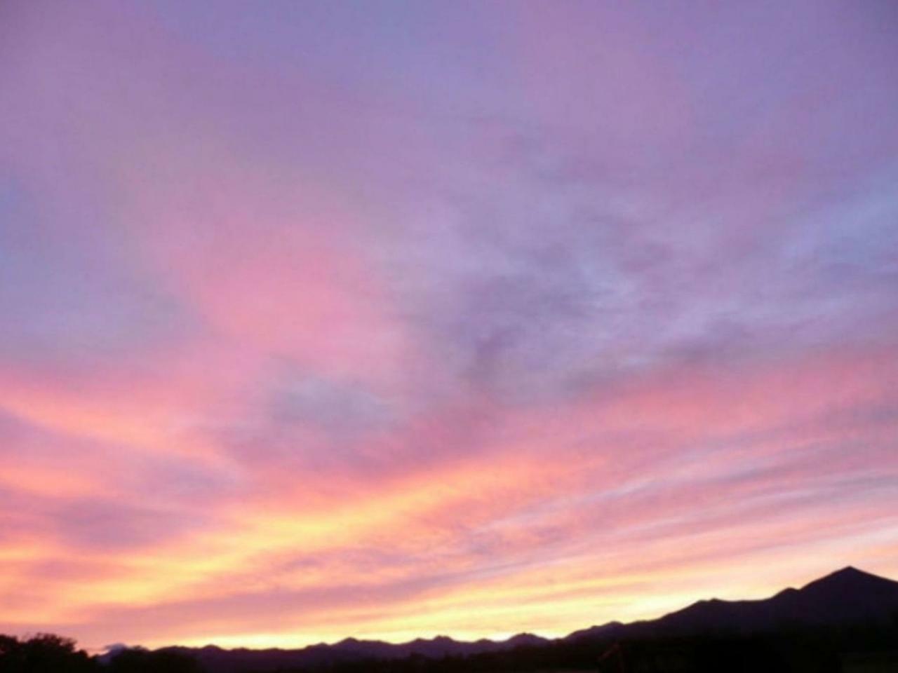 Небо в предзакатный час