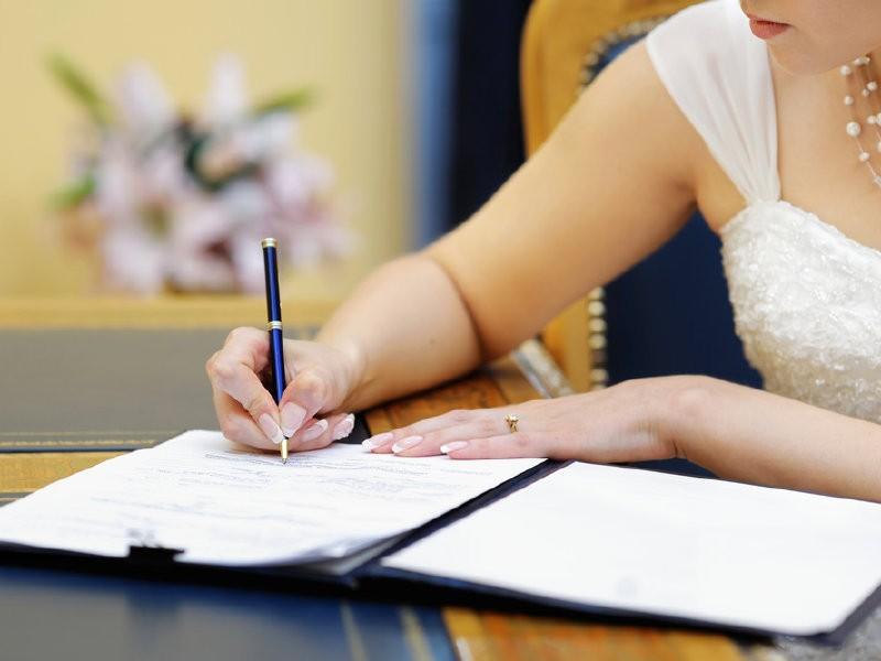 Фамилия сменена!^^