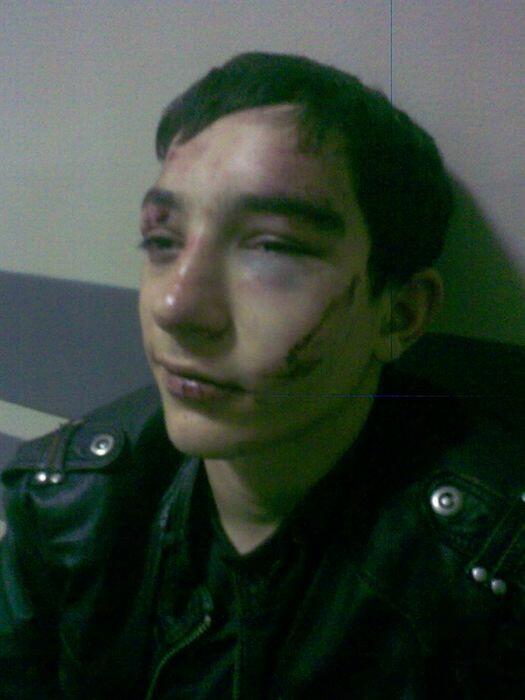 Моя морда разбита...(мини стих)