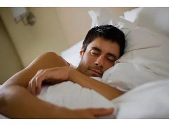 Под толстым одеялом тепло и уютно