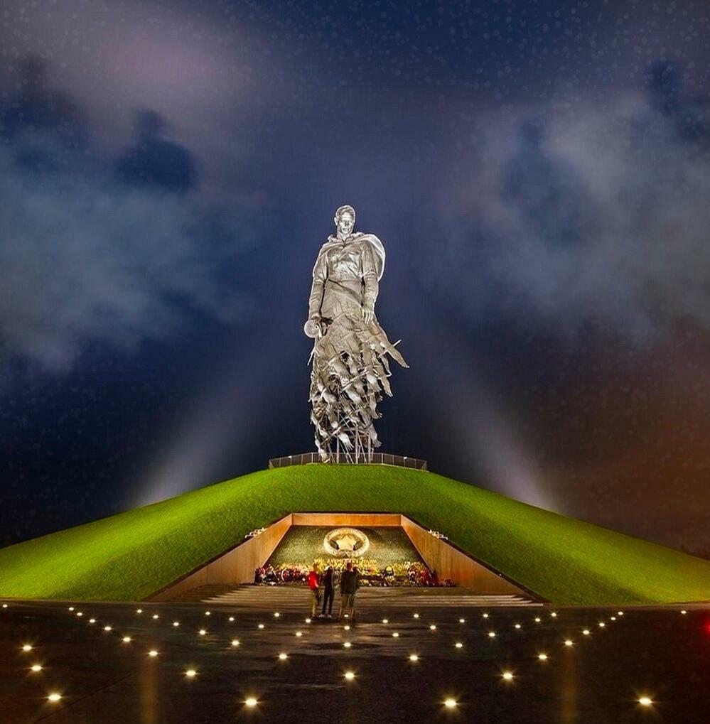 Здесь под Ржевом...