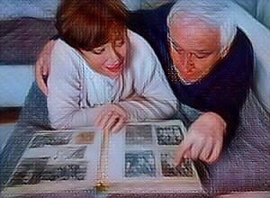 Альбом листая, мы вздохнём...