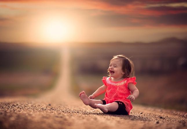 Дети рождаются. Уходят родители.