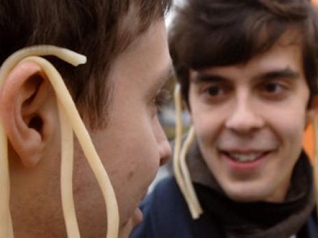 Нас врагом не запугать