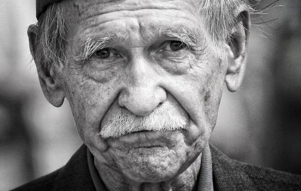 ПРО УРОДЦА.