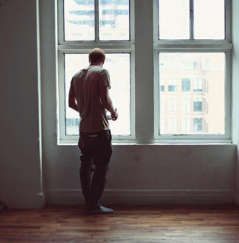 ОДИН ДОМА...