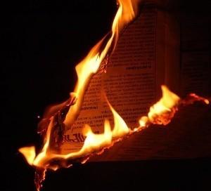 Рукописи горят...